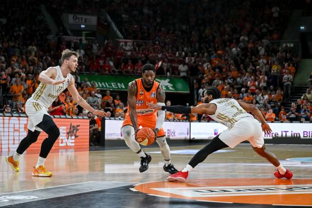 的期望相反 的期望相反