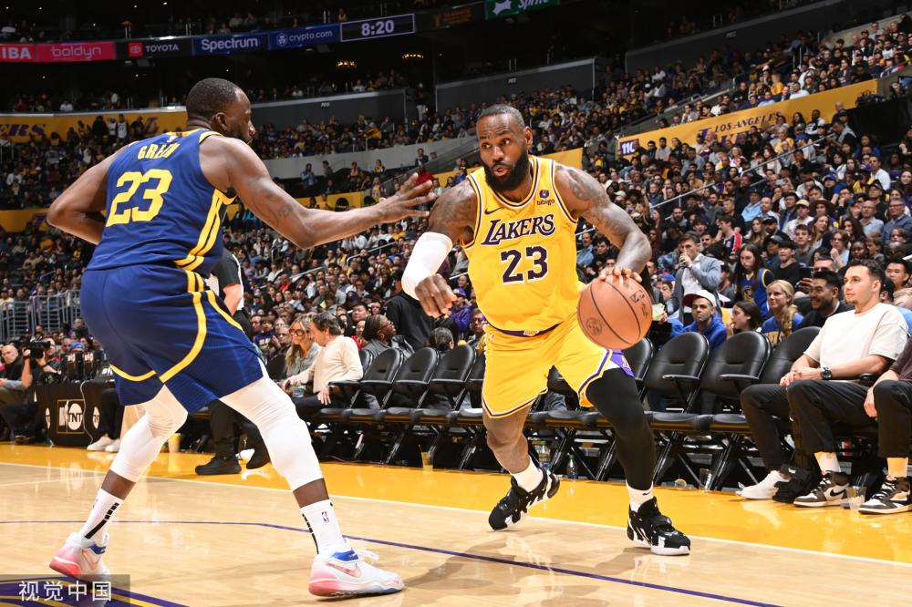 队的攻势难 队的攻势难